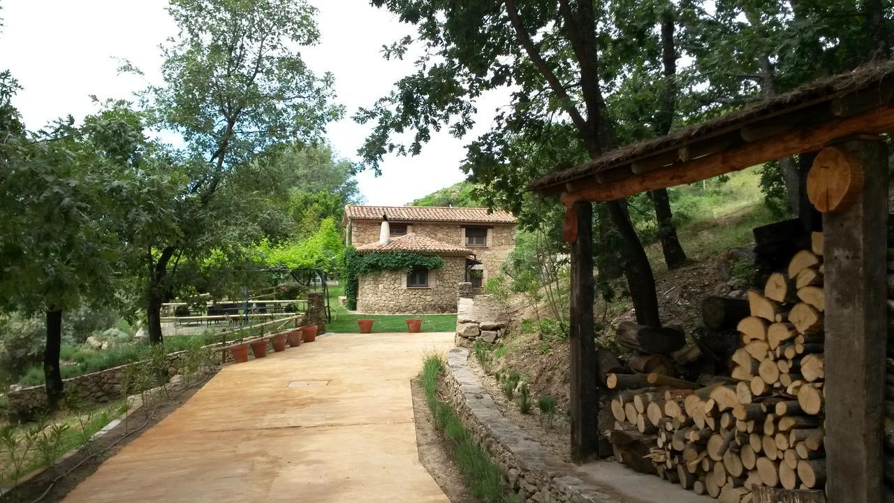 Abejas 1 De El Vergel De Chilla Candeleda Buitenkant foto